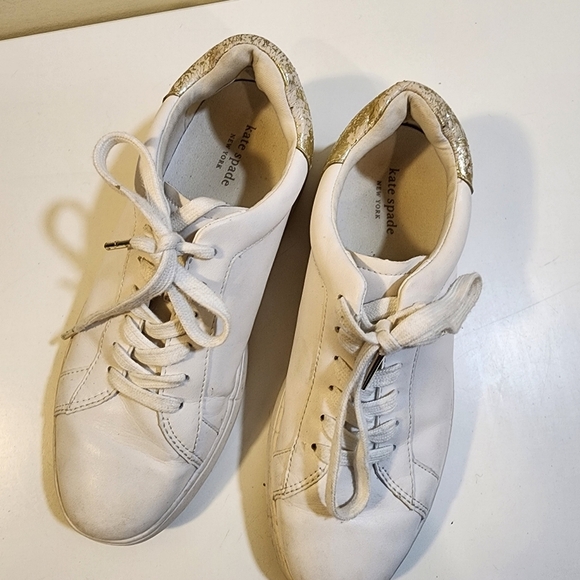 Kate Spade  ♠️ New York women's White Leather Casual lace-up Sneaker 9B - Picture 13 of 14